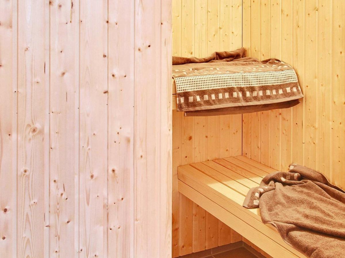 12 Person Holiday Home In Hasselberg Kappeln Buitenkant foto